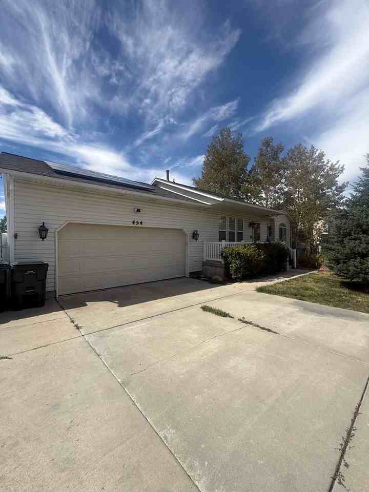 454 S 980 W - Photo 3 of 22