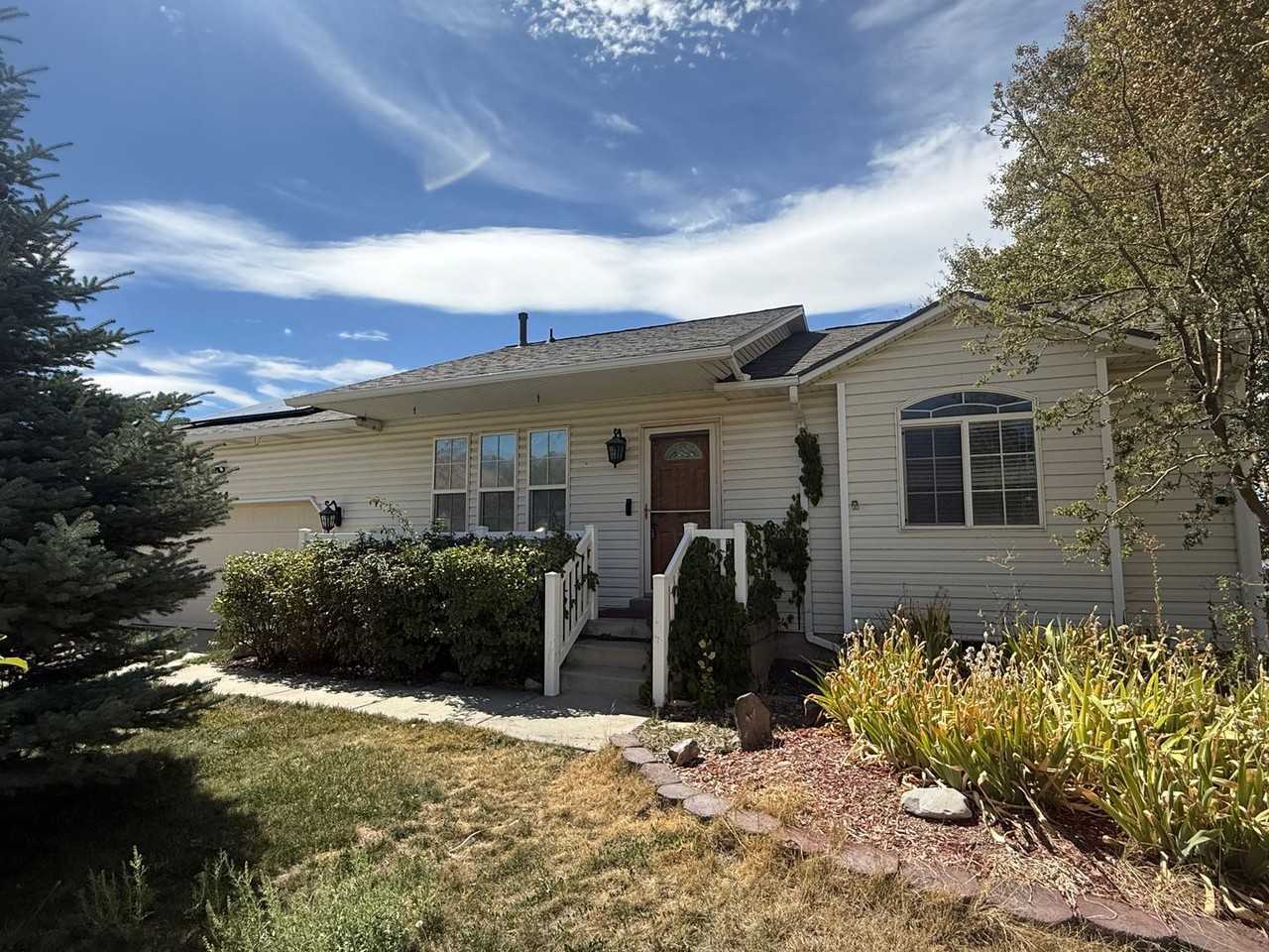 454 S 980 W - Photo 5 of 22