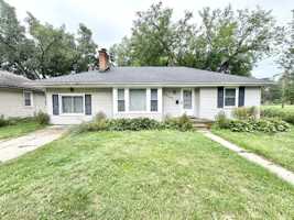 featured image of 4421 Samoset Rd