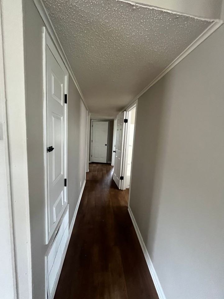 518 Pleasant Dr - Photo 5 of 8