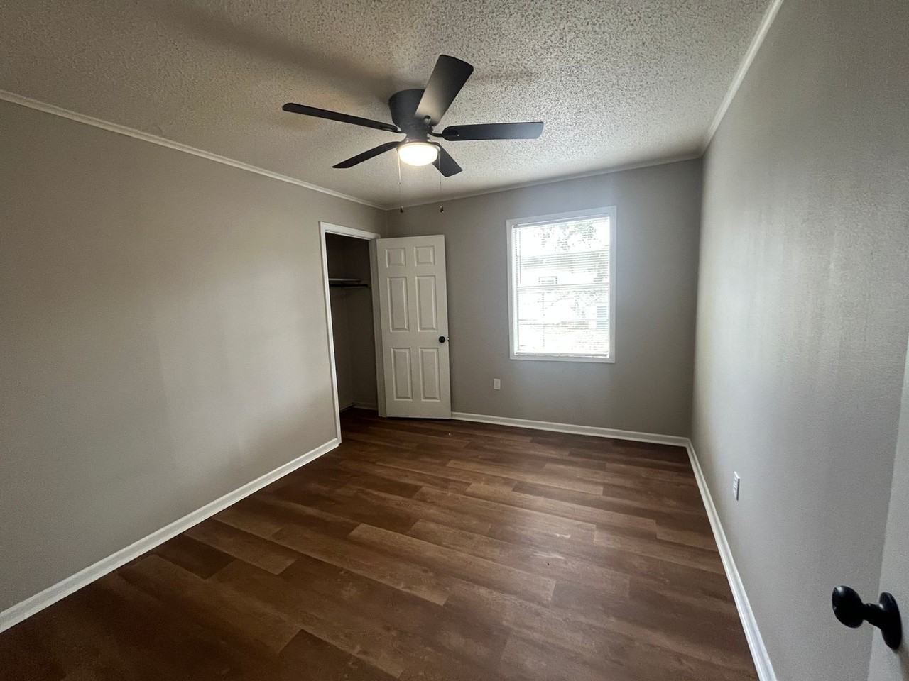 518 Pleasant Dr - Photo 7 of 8