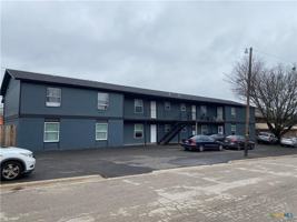 featured image of 511 N Gilmer St