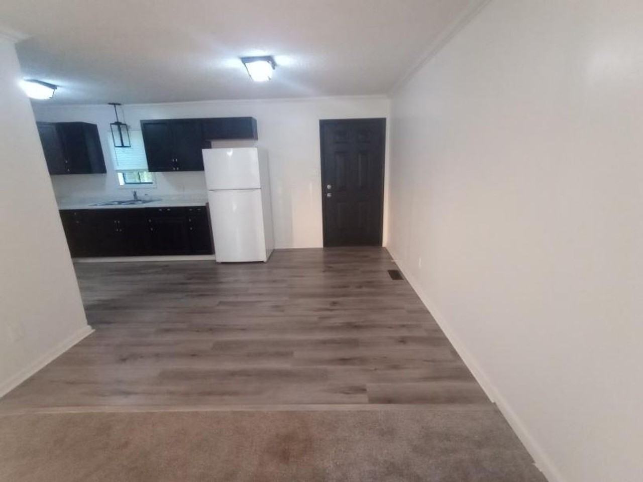 350 Westside Dr - Photo 6 of 10