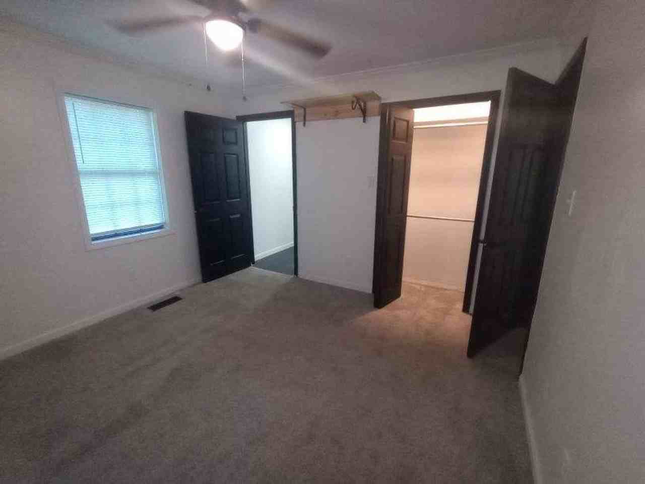 350 Westside Dr - Photo 7 of 10