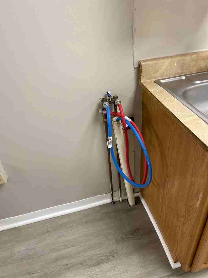 97 S Main St - Photo 5 of 8