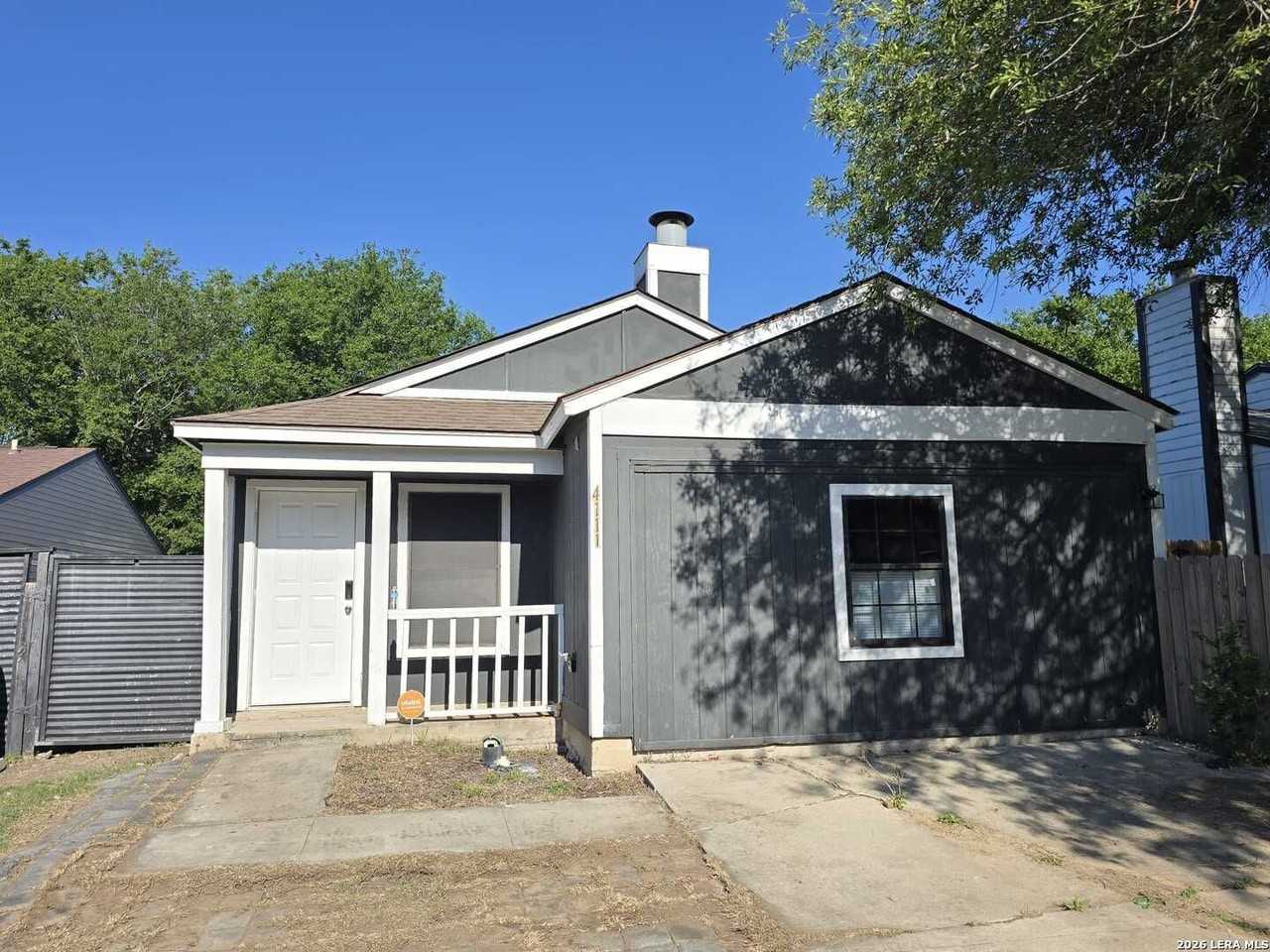 4111 Sunrise Terrace Dr