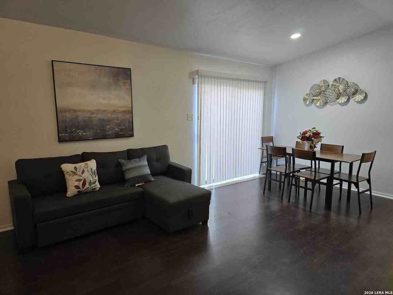 4111 Sunrise Terrace Dr - Photo 5 of 21