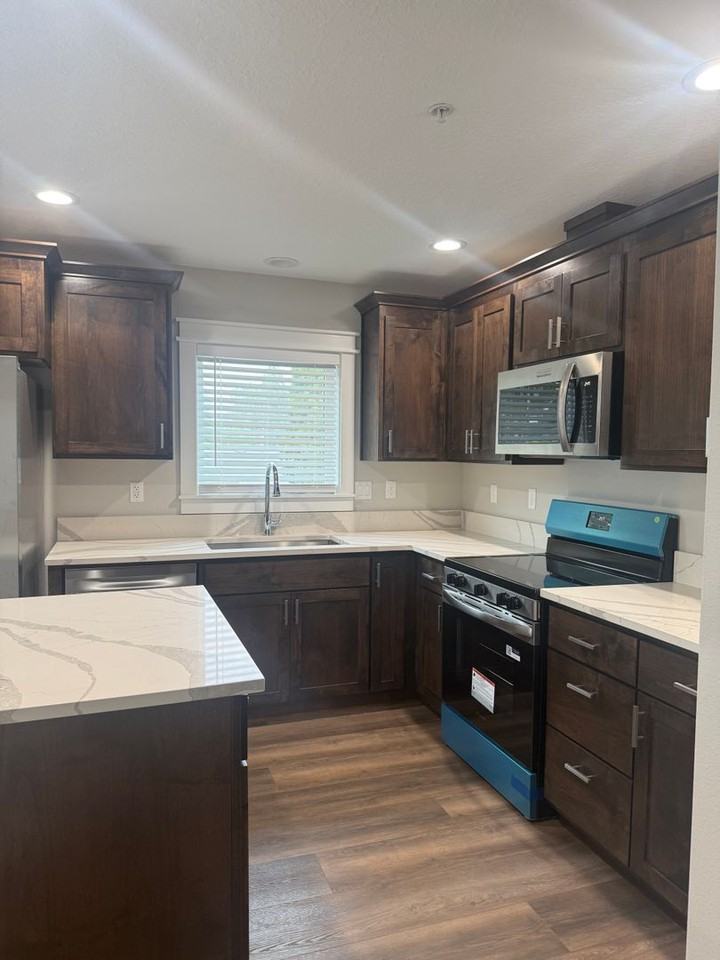 Marino 4-Plex - Photo 2 of 33