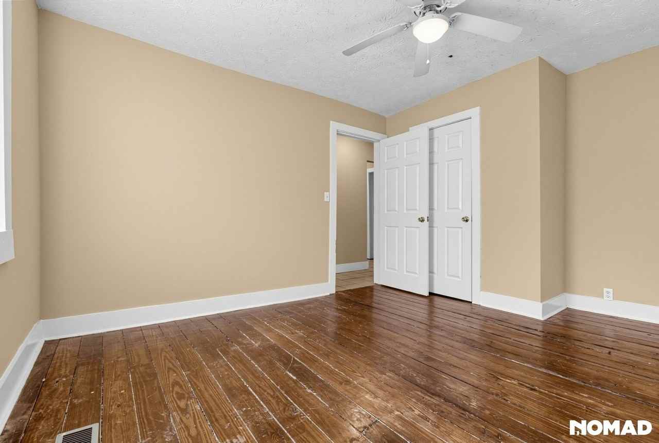 378 Atlanta Ave - Photo 4 of 32