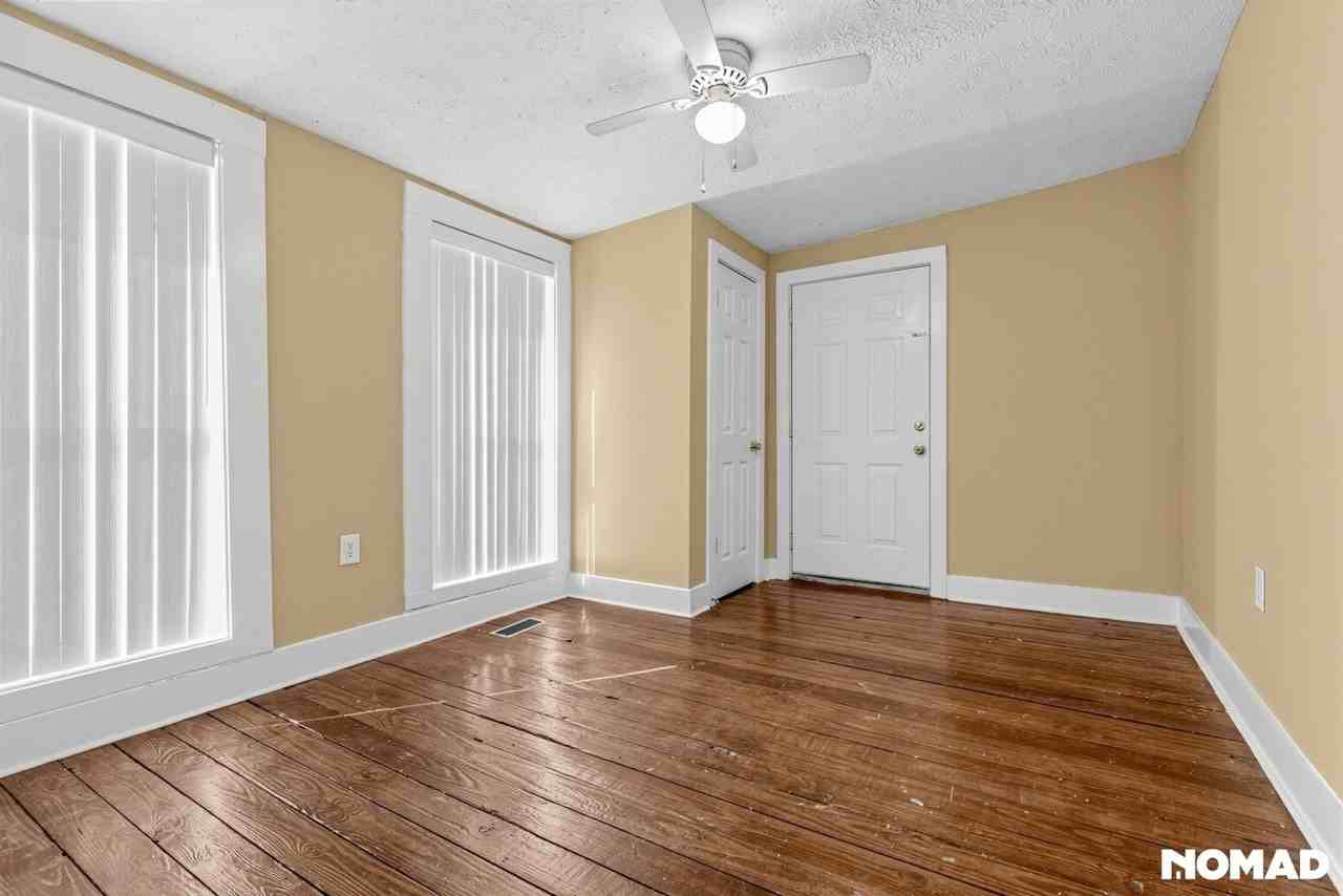 378 Atlanta Ave - Photo 7 of 32