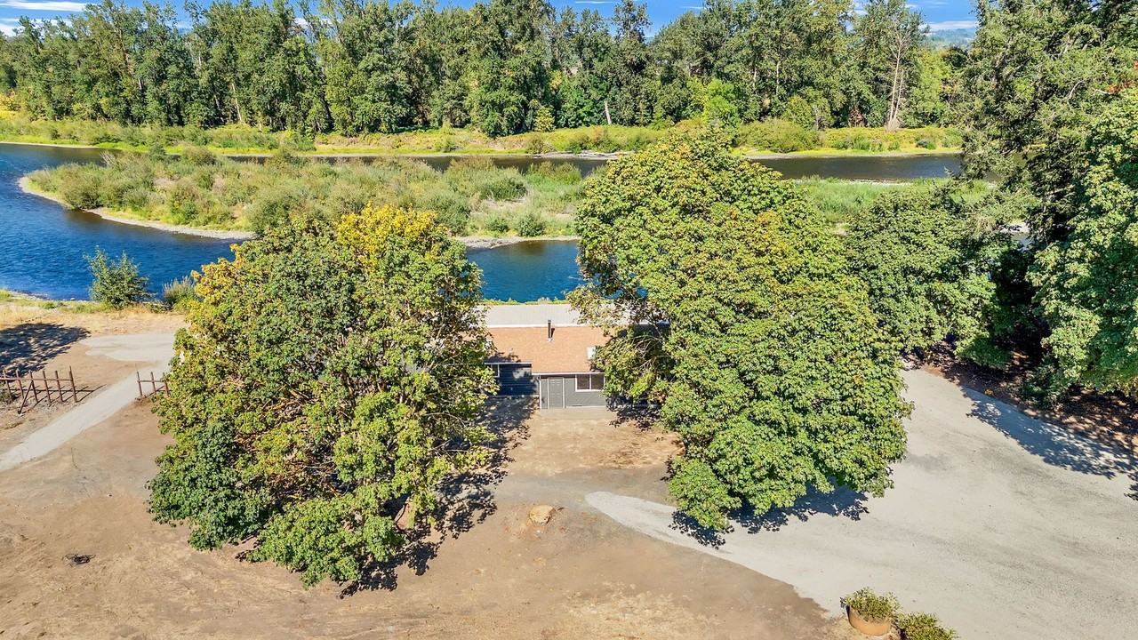 39601 Santiam Bluffs Rd Ne - Photo 2 of 50