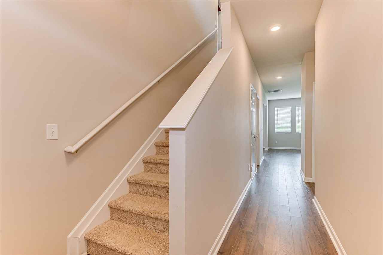 462 Furlough Dr - Photo 5 of 50