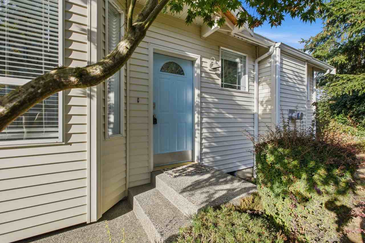 12423 63rd Ave E - Photo 4 of 24