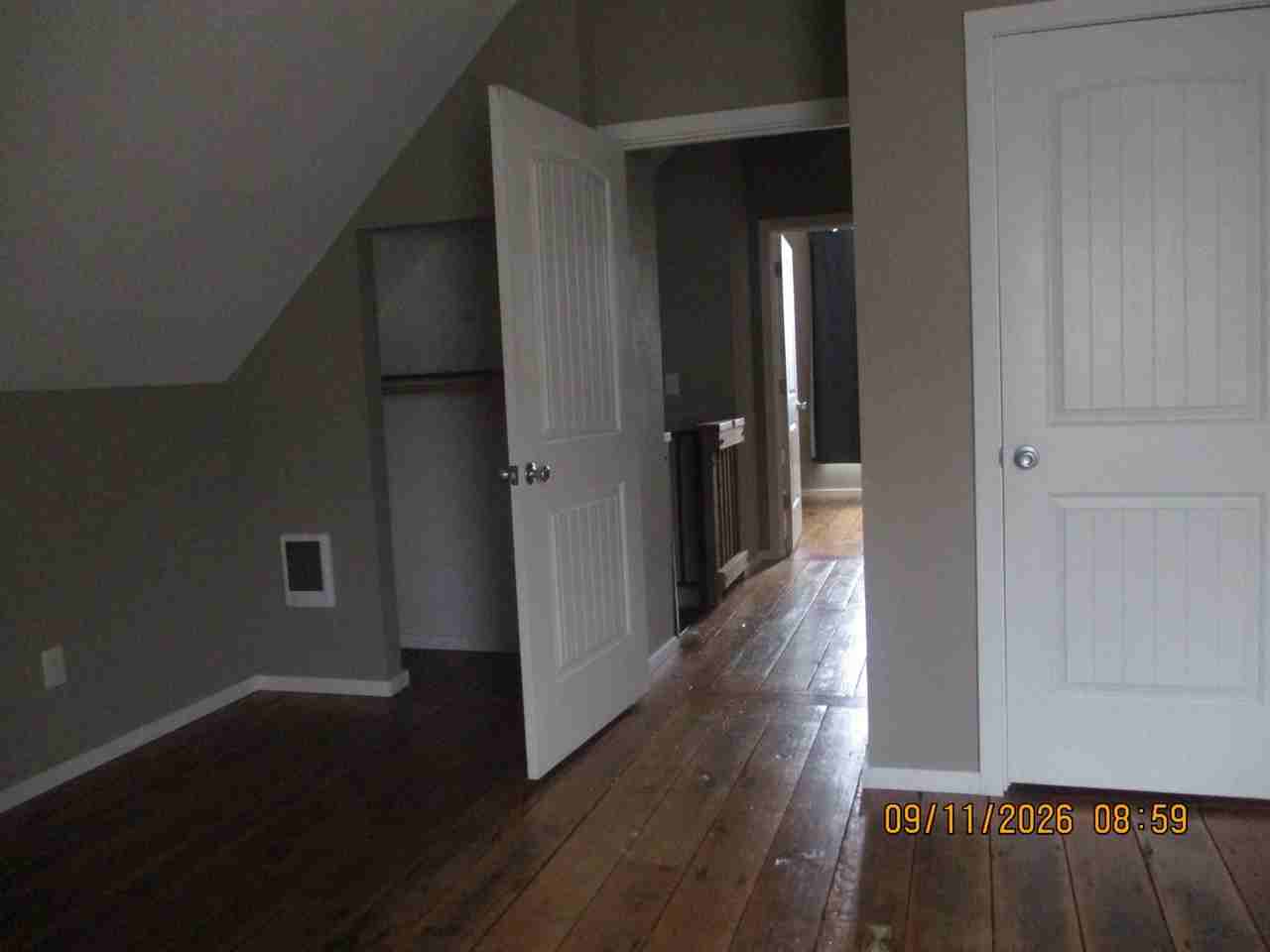 814 W 1st St - Photo 7 of 11
