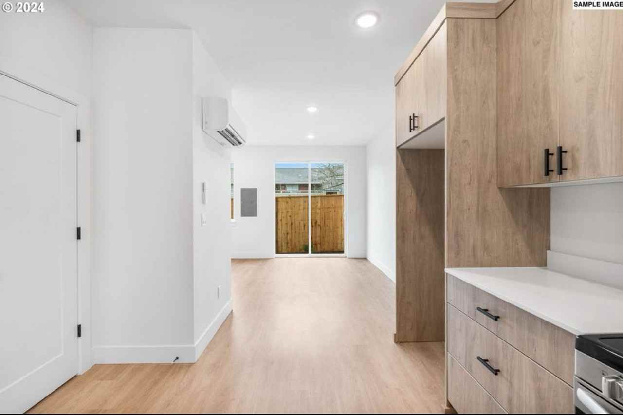 2373 Se 135th Ave #2 - Photo 5 of 17