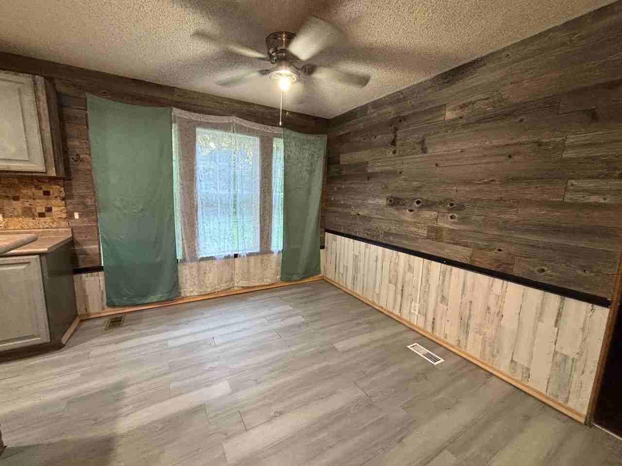 1234 Camp St - Photo 7 of 18