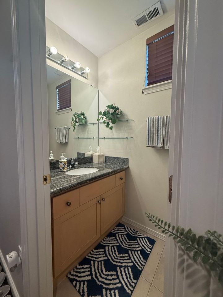 9630 178th Pl Ne #1 - Photo 5 of 14