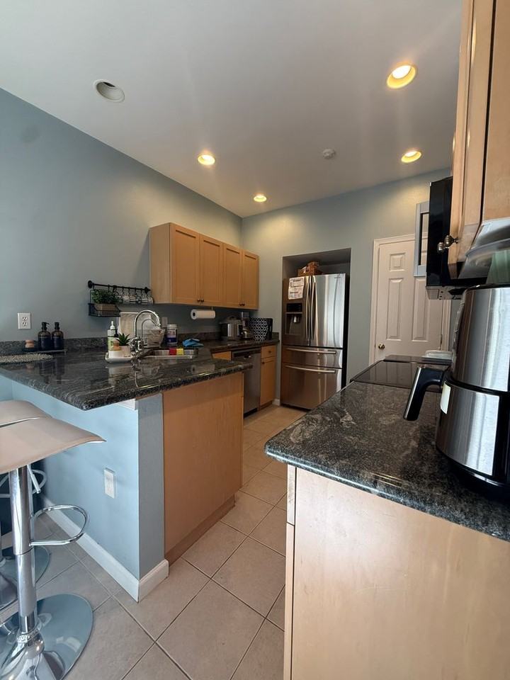 9630 178th Pl Ne #1 - Photo 7 of 14