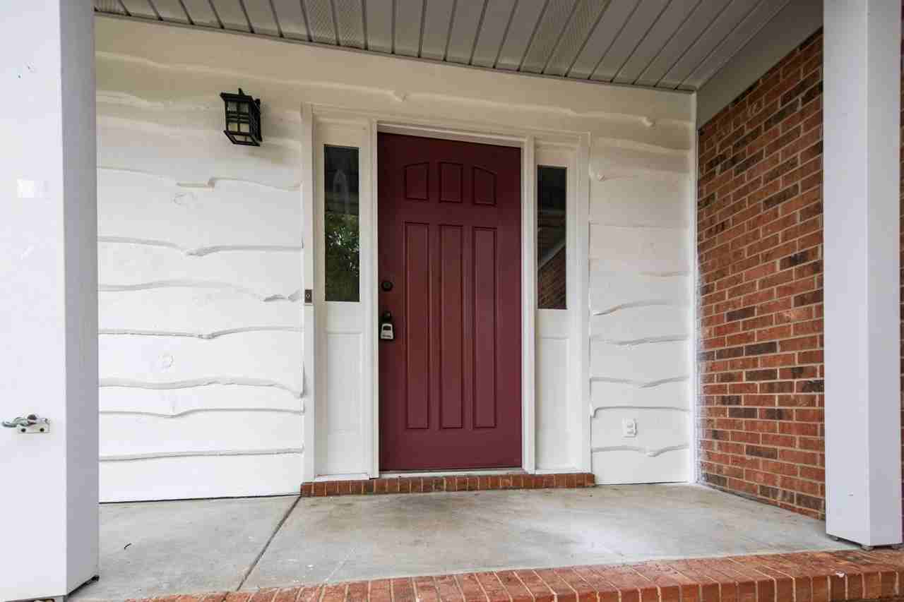 2004 Lakebarry Cir - Photo 4 of 18