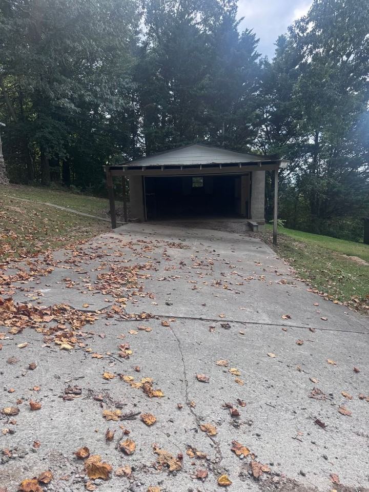 375 Albright Rd - Photo 3 of 29