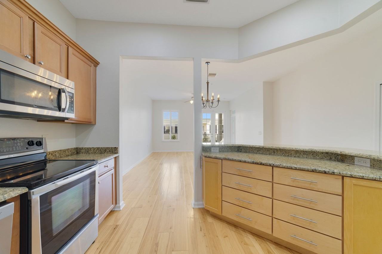 4286 Anissa Ave - Photo 4 of 31