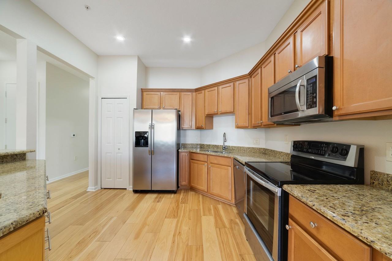 4286 Anissa Ave - Photo 6 of 31