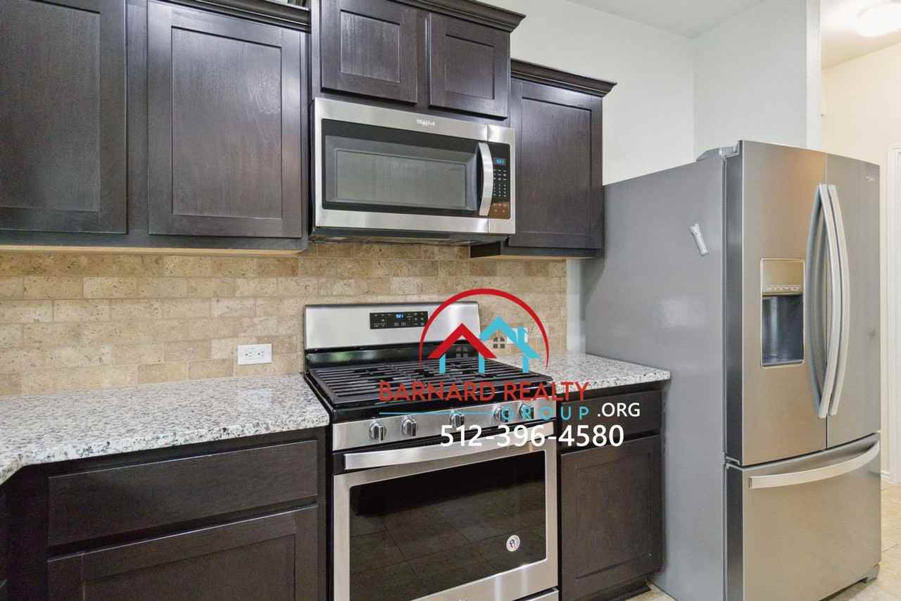 132 Sage Meadows Dr - Photo 7 of 33