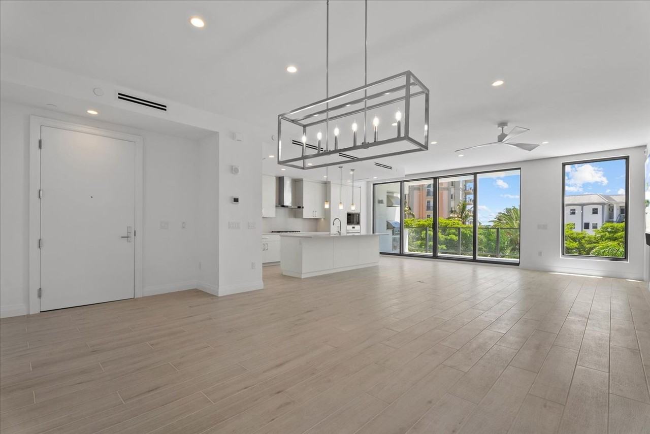 325 Golden Gate Pt - Photo 6 of 50