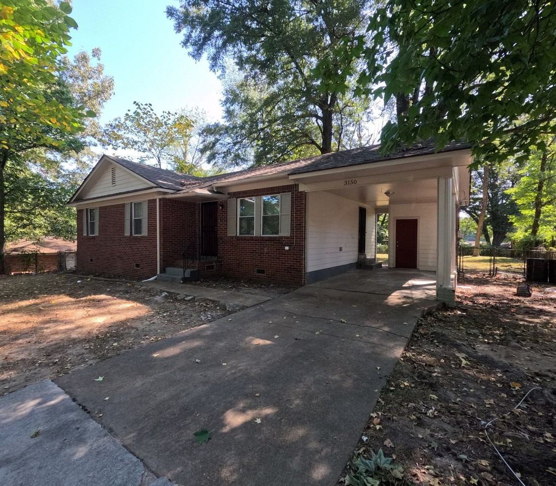 3150 Parham St - Photo 4 of 25