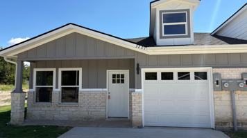 featured image of 3201 Bourland St