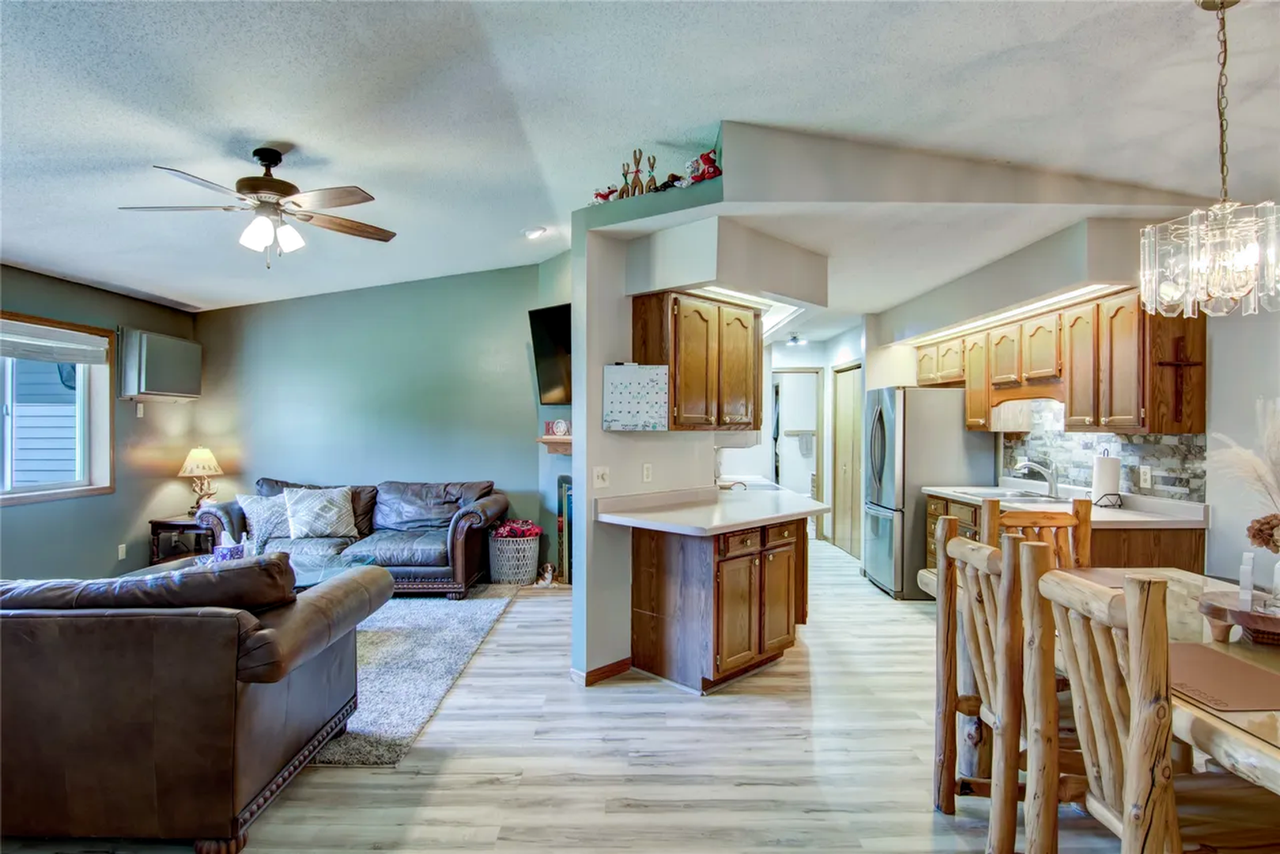 2904 Schabacker Ct #D - Photo 5 of 17