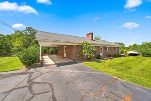 4029 6th Street Dr Nw - Photo 1 of 1