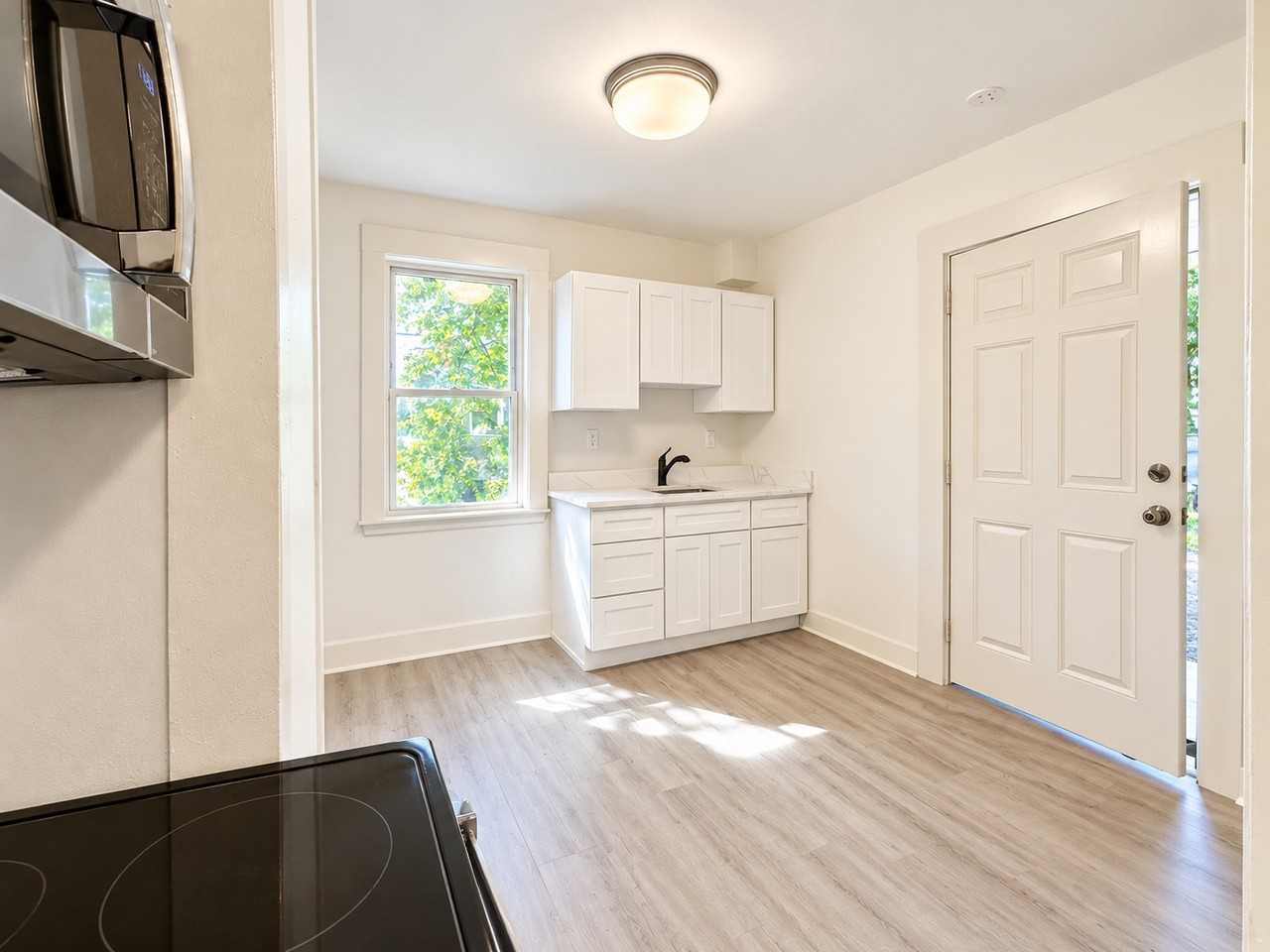 149 Bussey St #1 - Photo 2 of 13