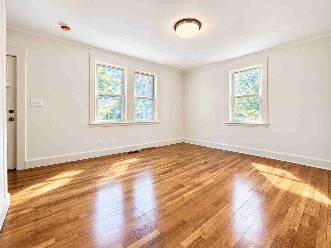149 Bussey St #1 - Photo 4 of 13