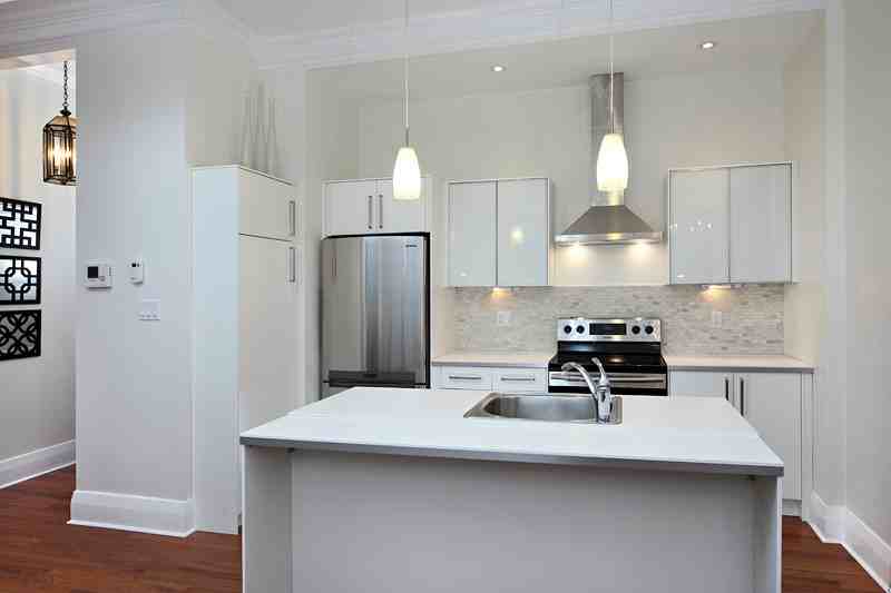 196 Bruce Street #4
