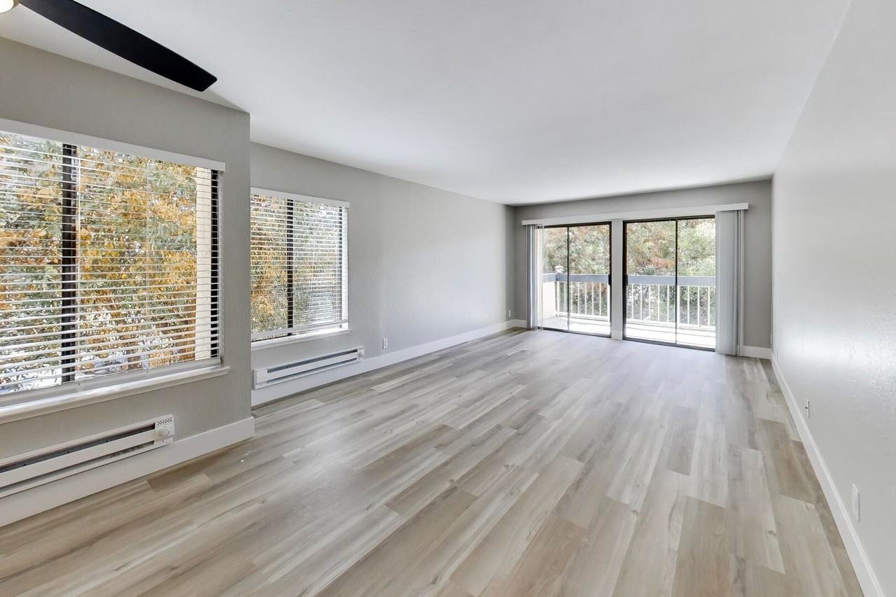 1016 Continentals Way - Photo 5 of 28