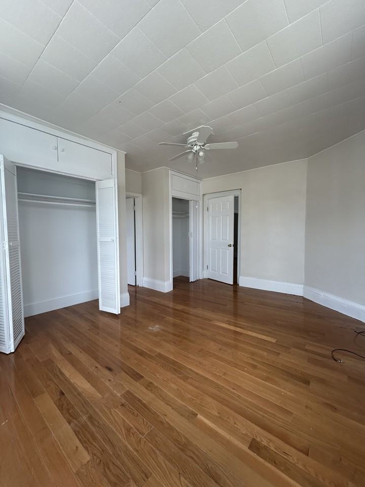 15 Phillips St #2 - Photo 2 of 15