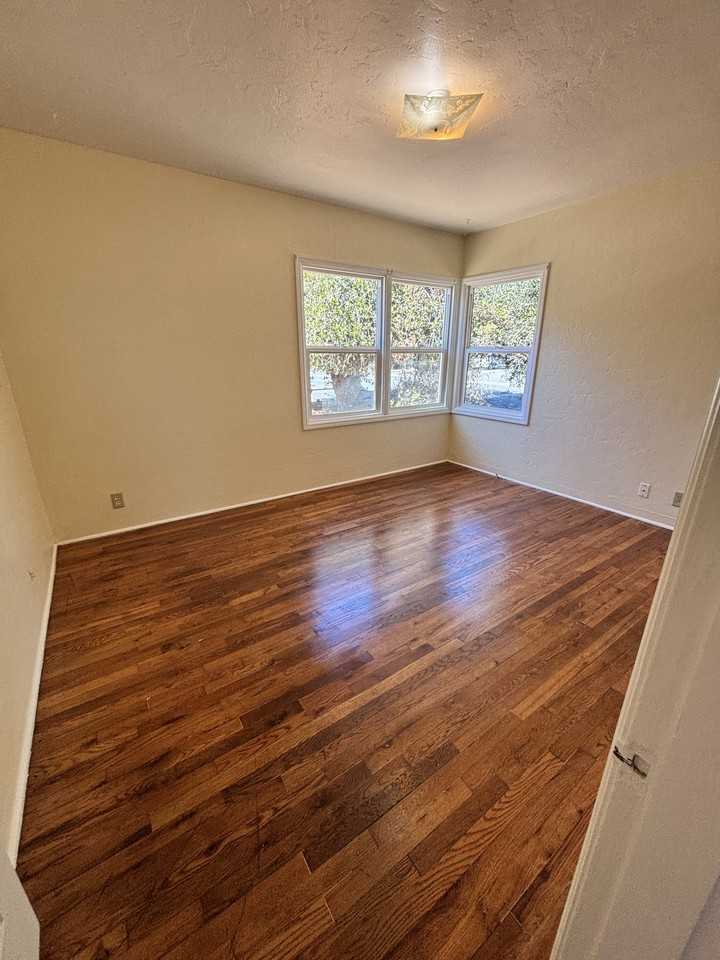 430 San Juan Avenue - Photo 6 of 26