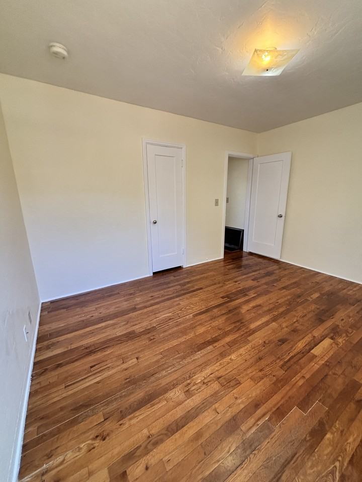 430 San Juan Avenue - Photo 7 of 26