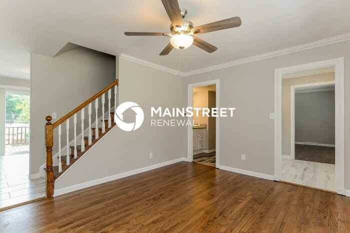 5900 Charing Pl - Photo 4 of 17