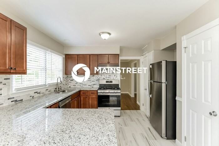 5900 Charing Pl - Photo 7 of 17