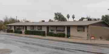 featured image of 2242 W Morten Ave #4