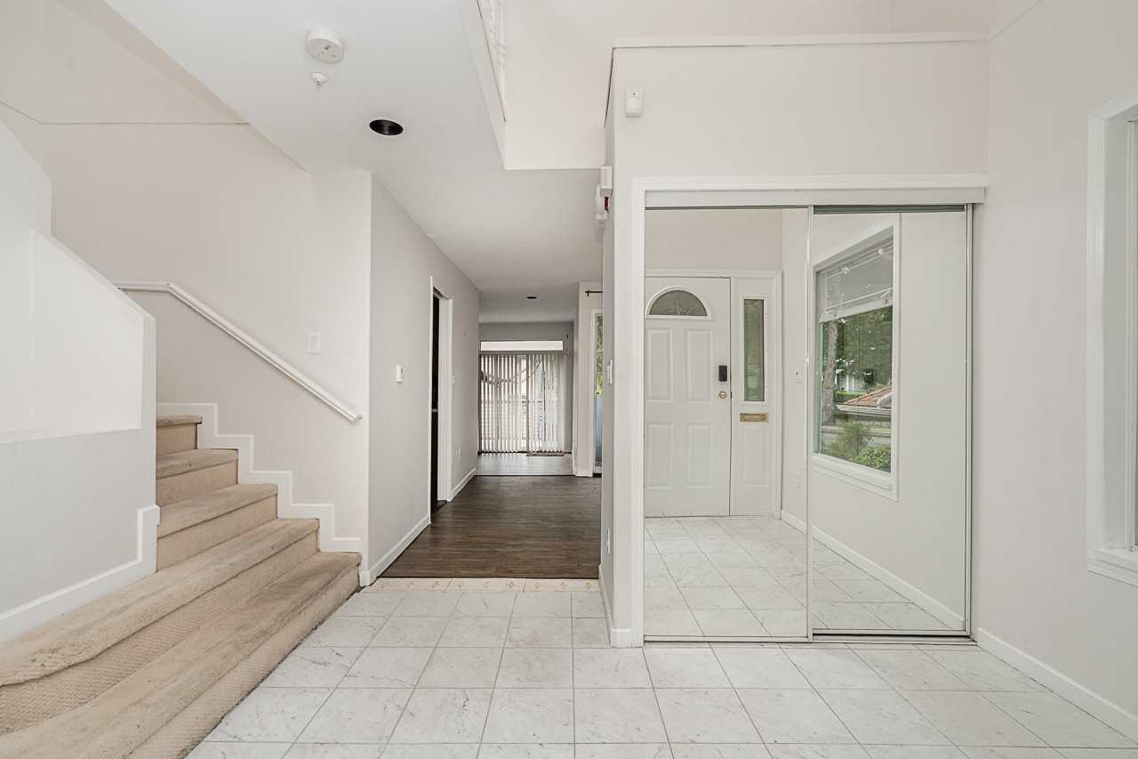 1185 West 16th Avenue - Photo 5 of 36
