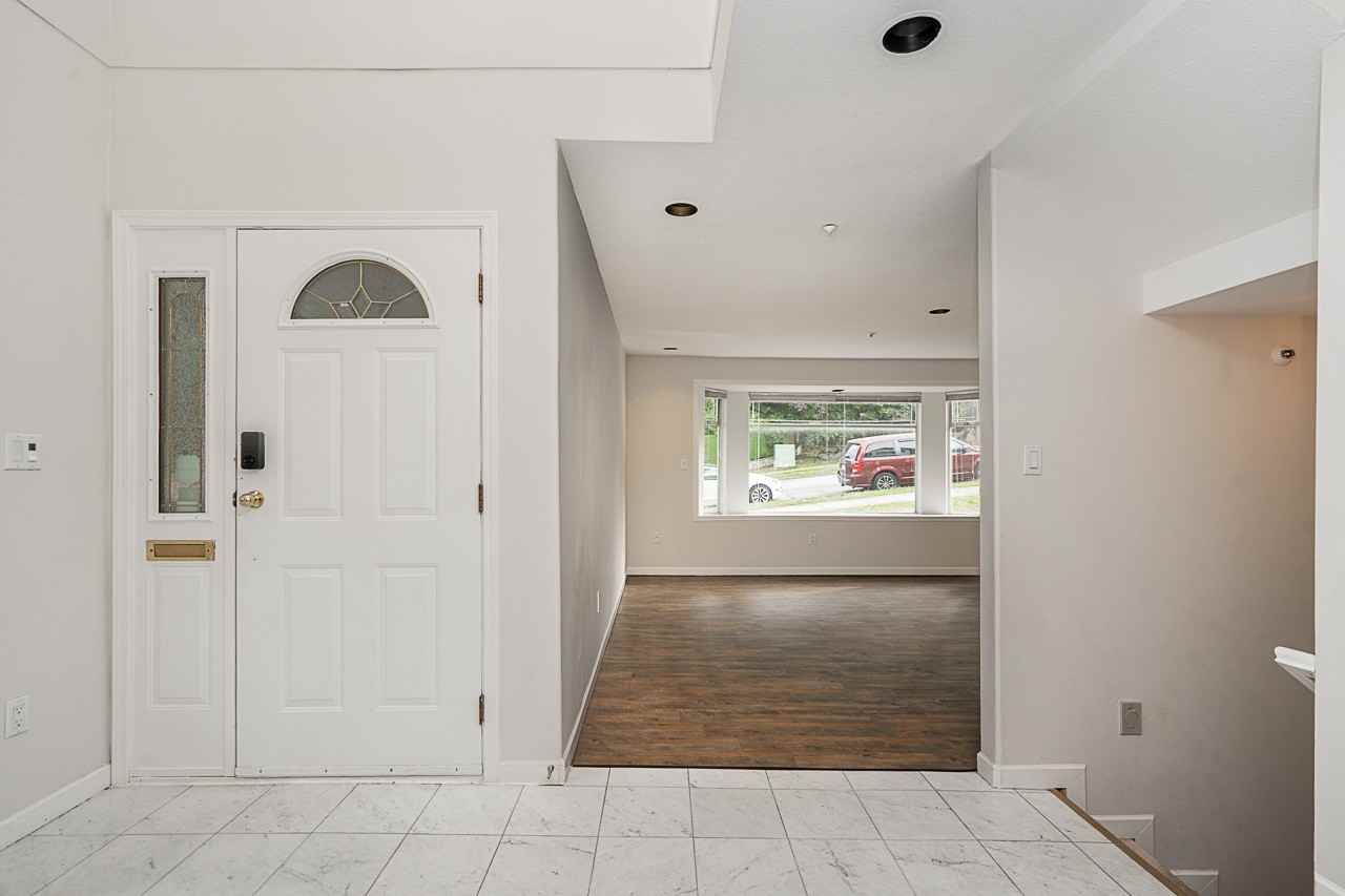 1185 West 16th Avenue - Photo 3 of 36