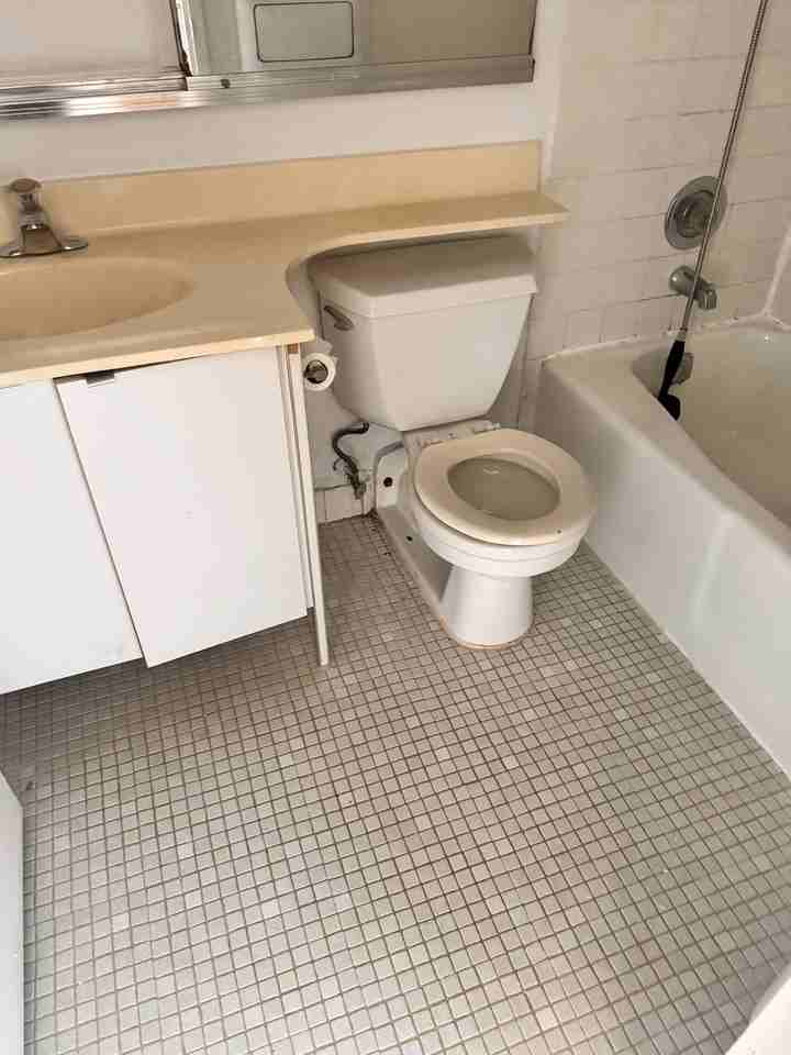 140-16 34th Avenue #1011 - Photo 6 of 16