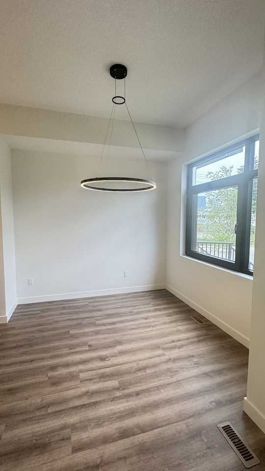 808 - 812-808 10 St Ne - Photo 4 of 31