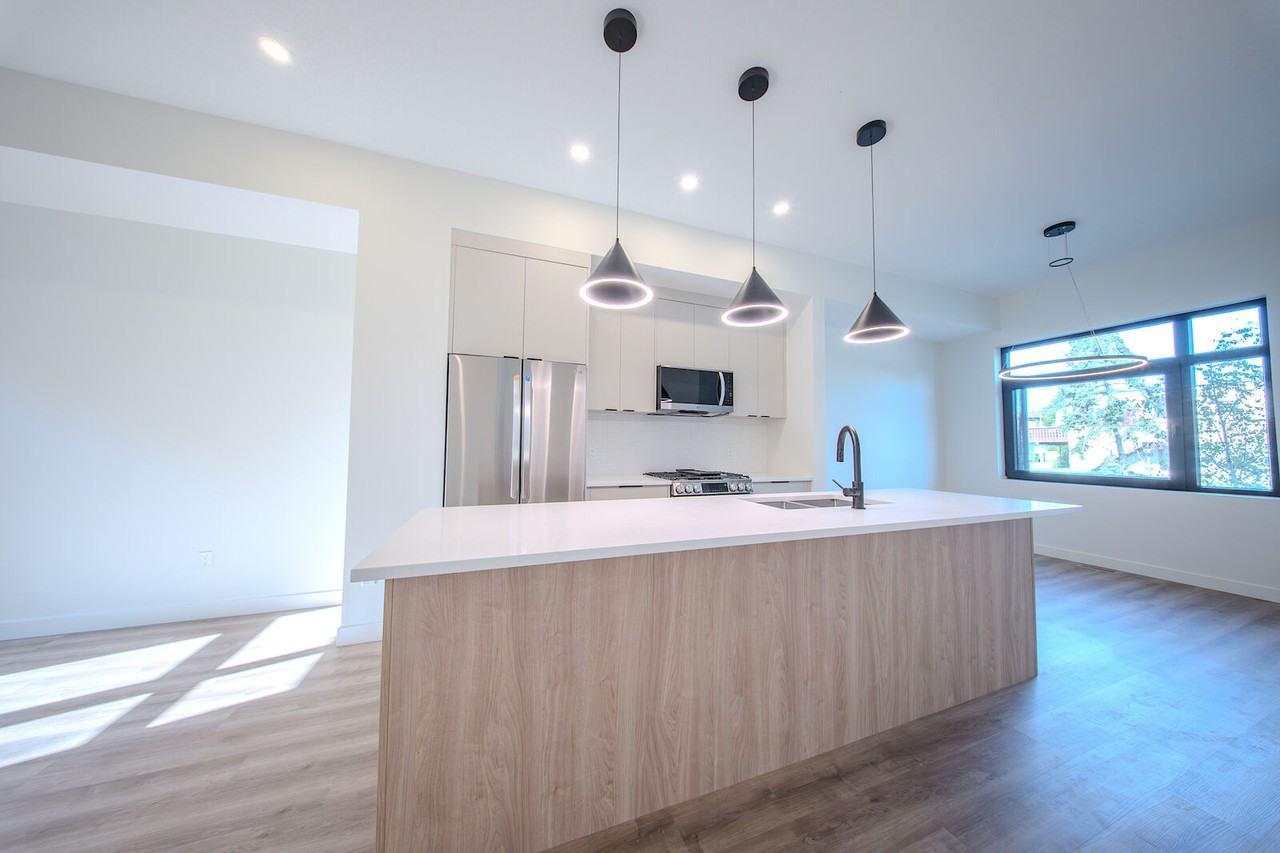 808 - 812-808 10 St Ne - Photo 7 of 31