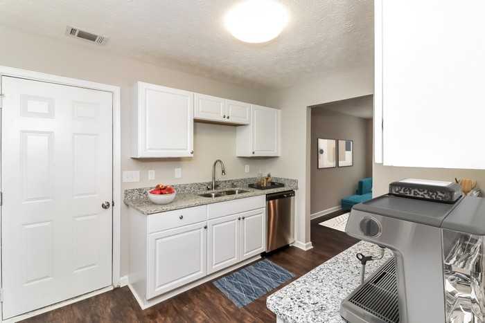 2735 Holly Berry Dr - Photo 3 of 20