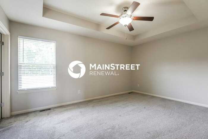 7213 E 165th St - Photo 6 of 17