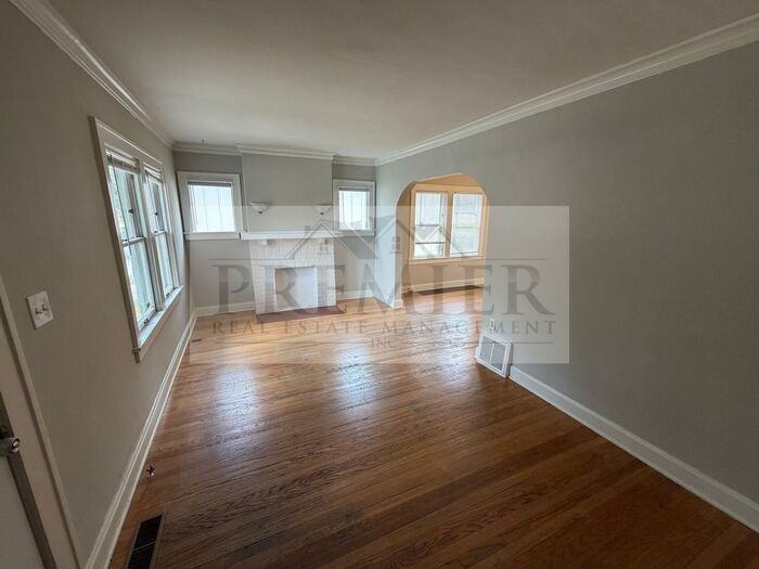 4621 Wyoming St - Photo 3 of 16